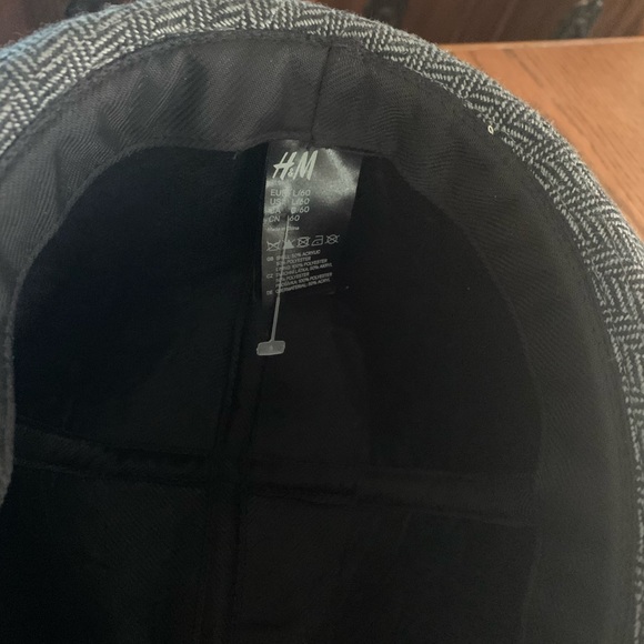 H&M Casual Tweed Fedora Hat - Picture 2 of 5